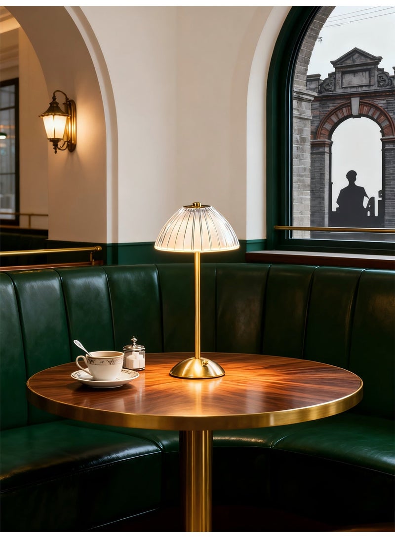 مصباح طاولة LED يعمل باللمس - قابل لإعادة الشحن عبر منفذ USB ولاسلكي - مع إضاءة قابلة للتعتيم بثلاثة ألوان، تصميم معدني عصري بسيط، إضاءة أجواء عتيقة لتزيين المنزل، غرفة النوم، ضوء ليلي، فكرة هدية (15 × 15 × 32 سم) - Image 5